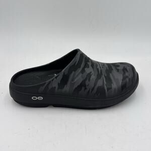Oofos OOCloog Women's Size 7 Black And Grey Limited Edition Recovery Clog
